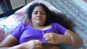 Indian Mature Muskan Rani'S Wild House Fucking Session