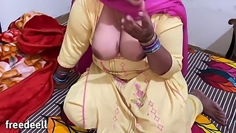 Young Pakistani Boy And Mature Indian Girl Engage In Homemade Anal Sex