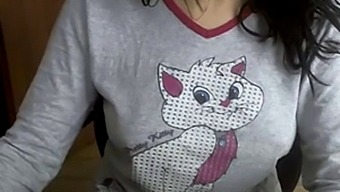 Turkish Cam Girl'S Solo Show