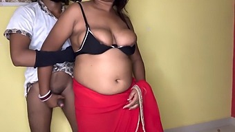 Curvy Indian Lady Kamvali Bay In Erotic Action