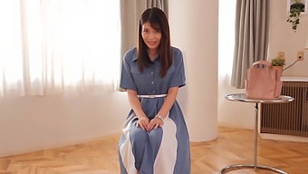 Satomi Narushima'S First Experience With Firearms In A Documentary (Compilation).